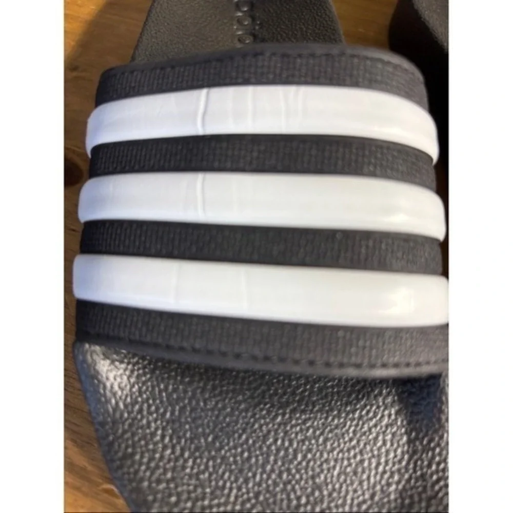 Adidas Kids Youth SZ 1 Adilette Shower Slides Black‎ White Summer Swim NEW
